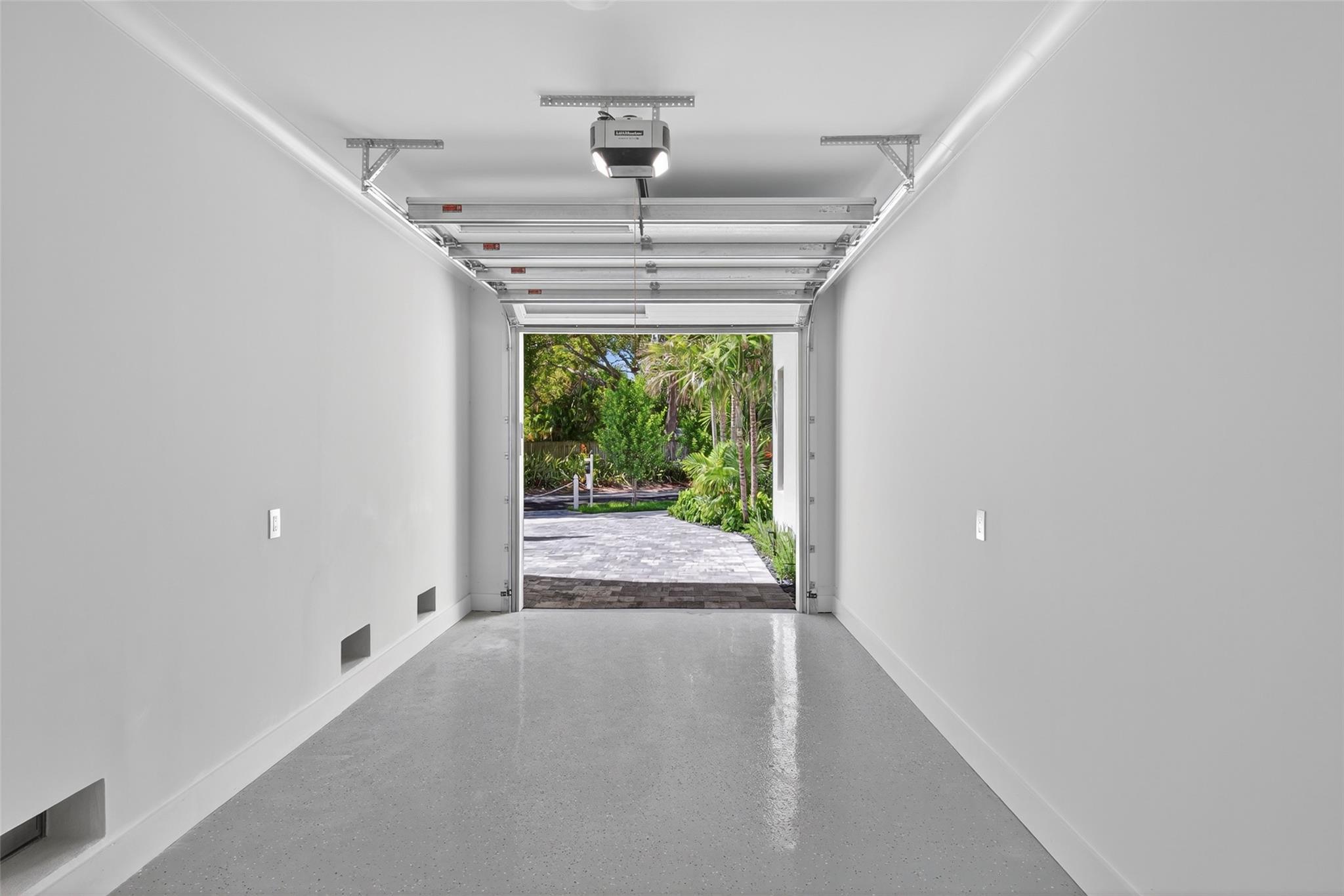 RESIDENCES AT NEW RIVER - Residential