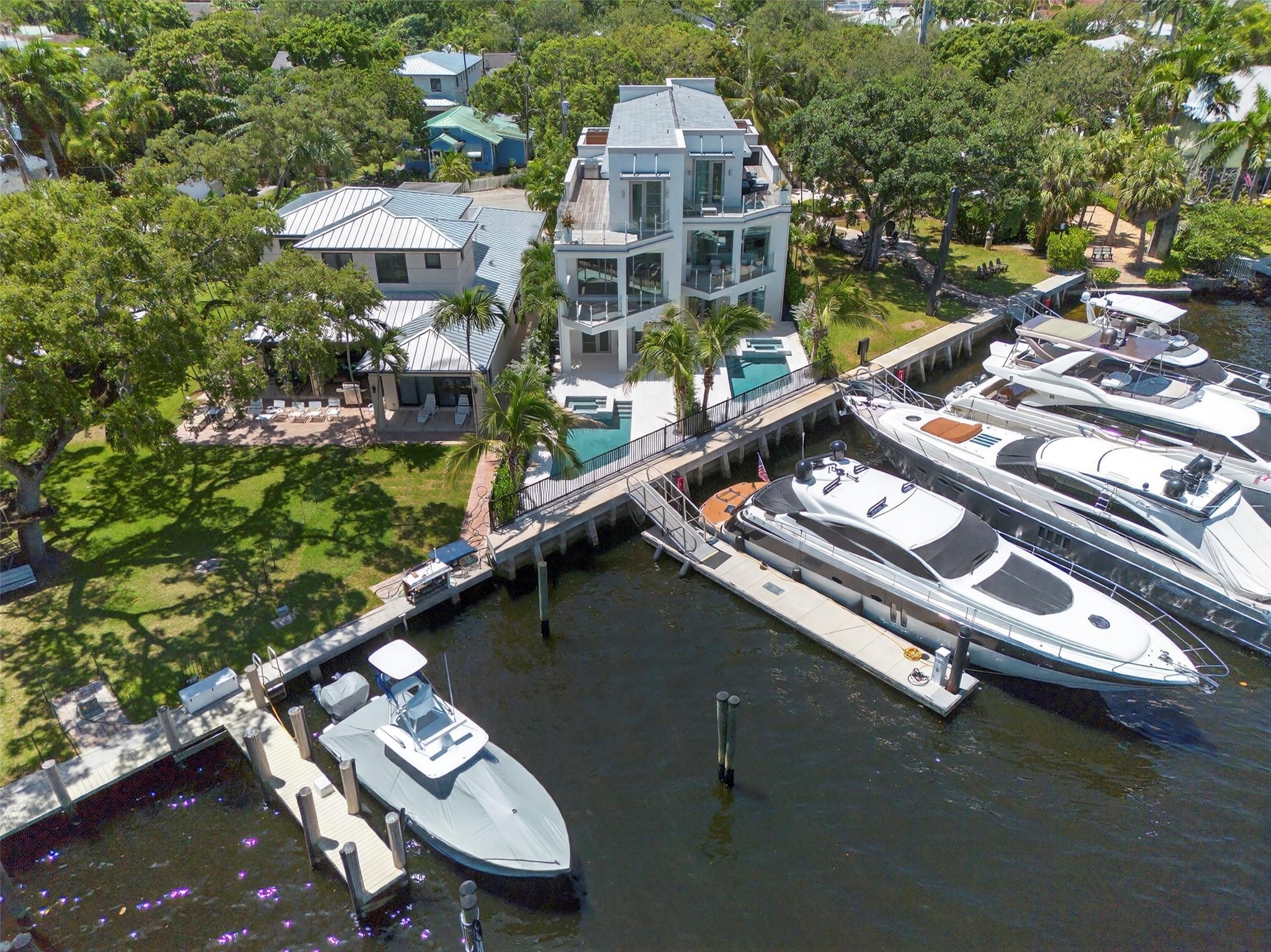 RESIDENCES AT NEW RIVER - Residential