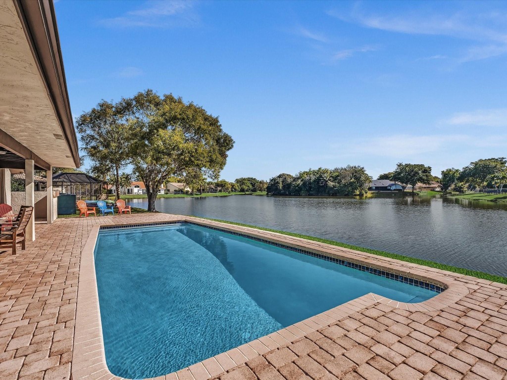 Glen Isle/Cypress Glen - Residential