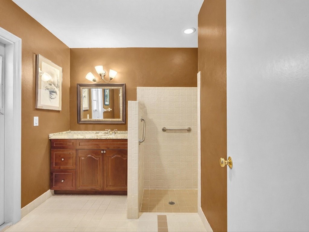 Glen Isle/Cypress Glen - Residential