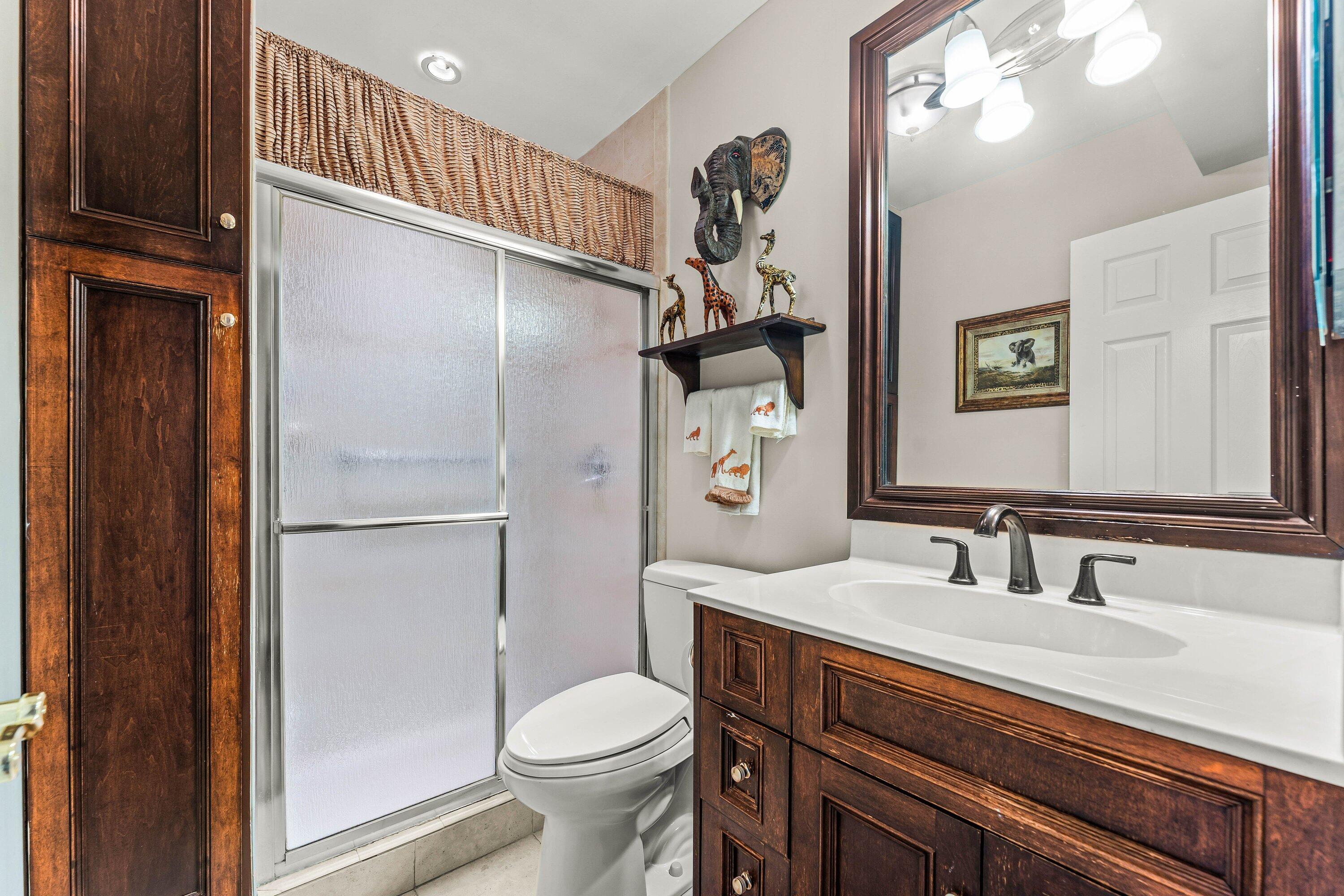 KINGS POINT FLANDERS CONDOS - Residential