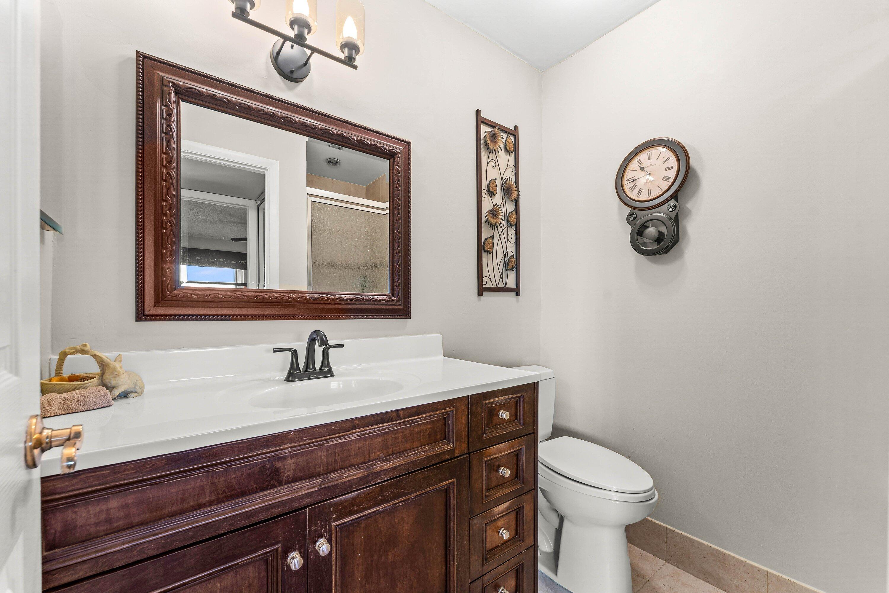 KINGS POINT FLANDERS CONDOS - Residential