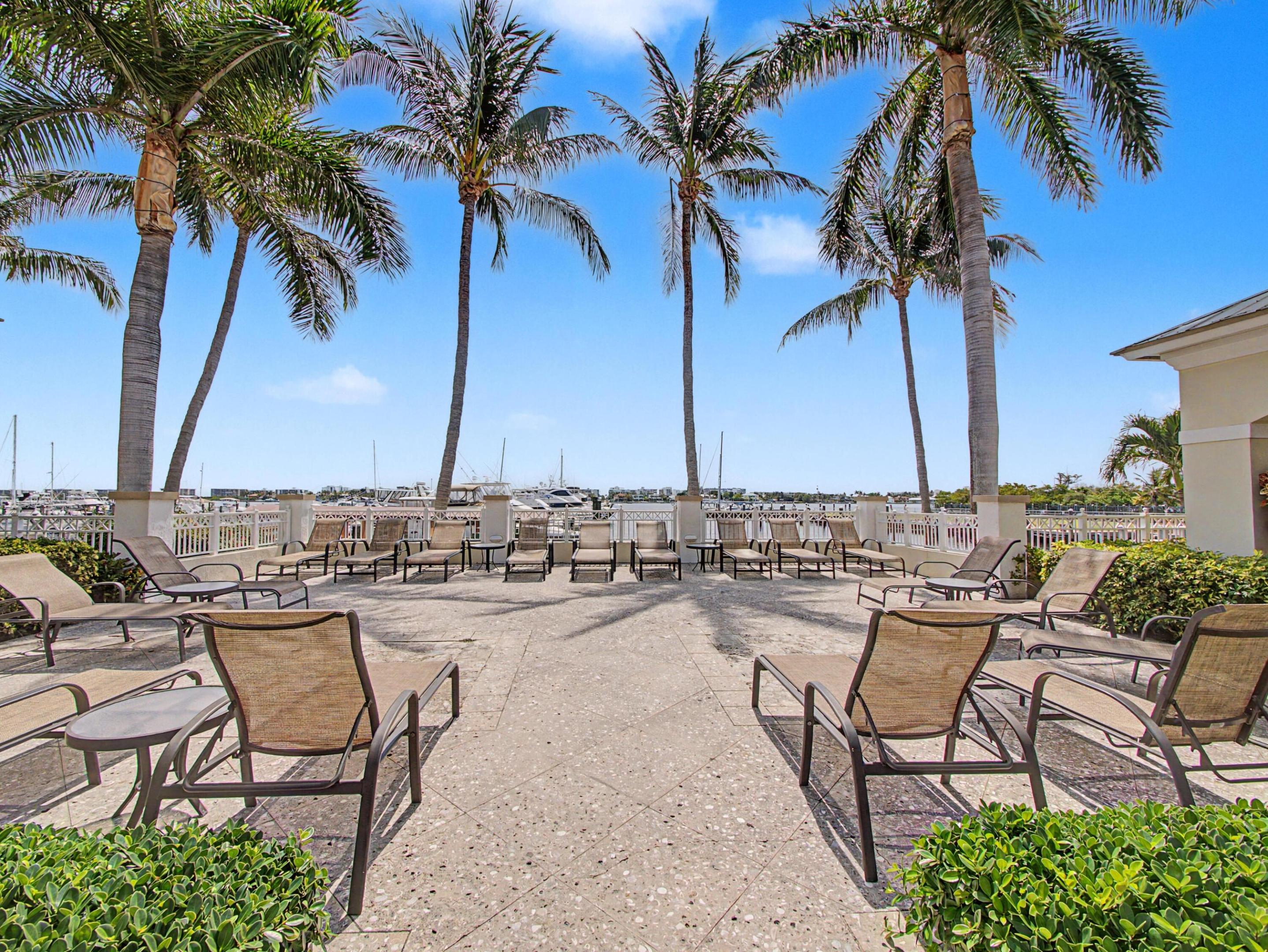 MOORINGS AT LANTANA CONDO 3 - Residential