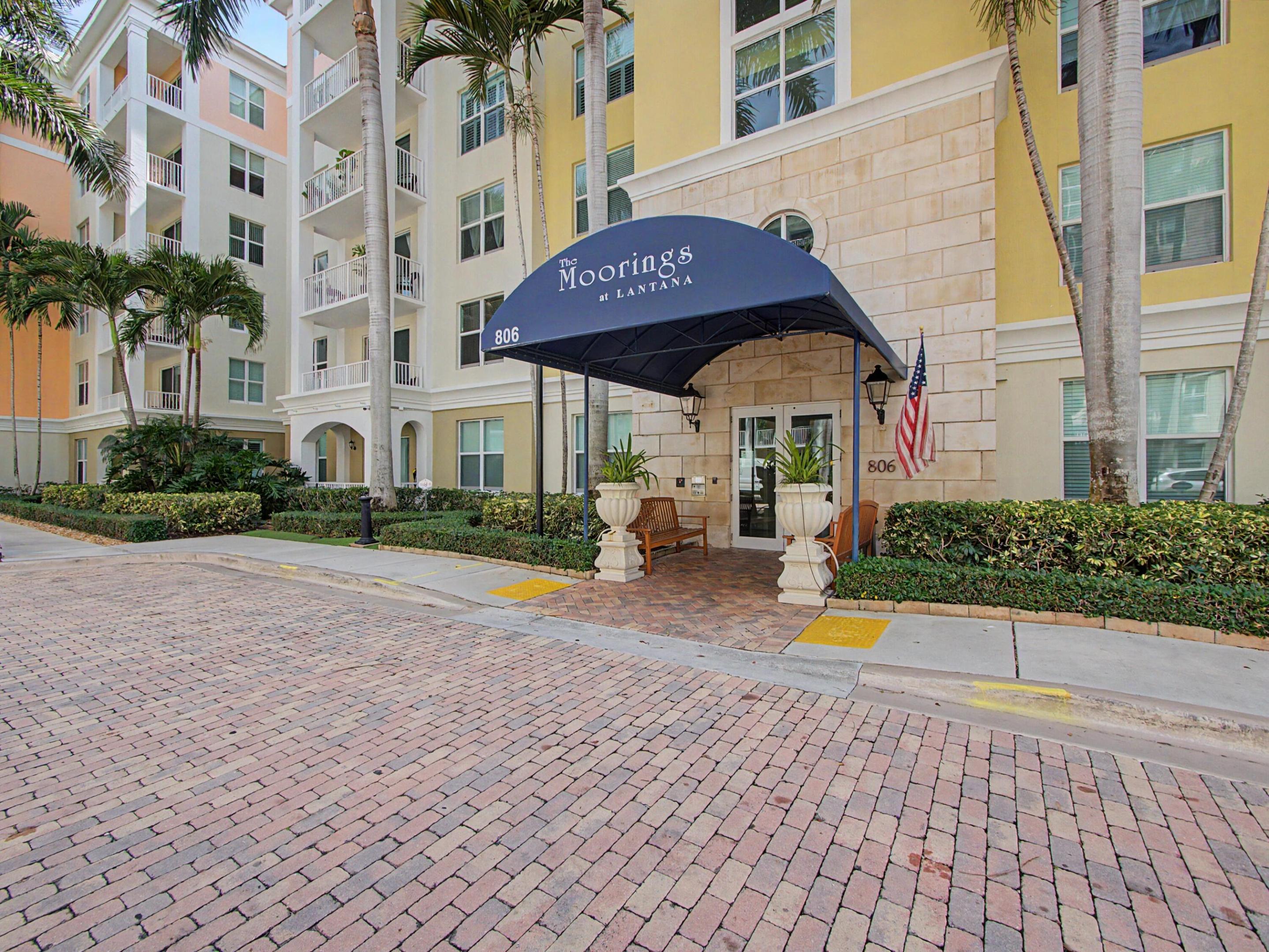 MOORINGS AT LANTANA CONDO 3 - Residential