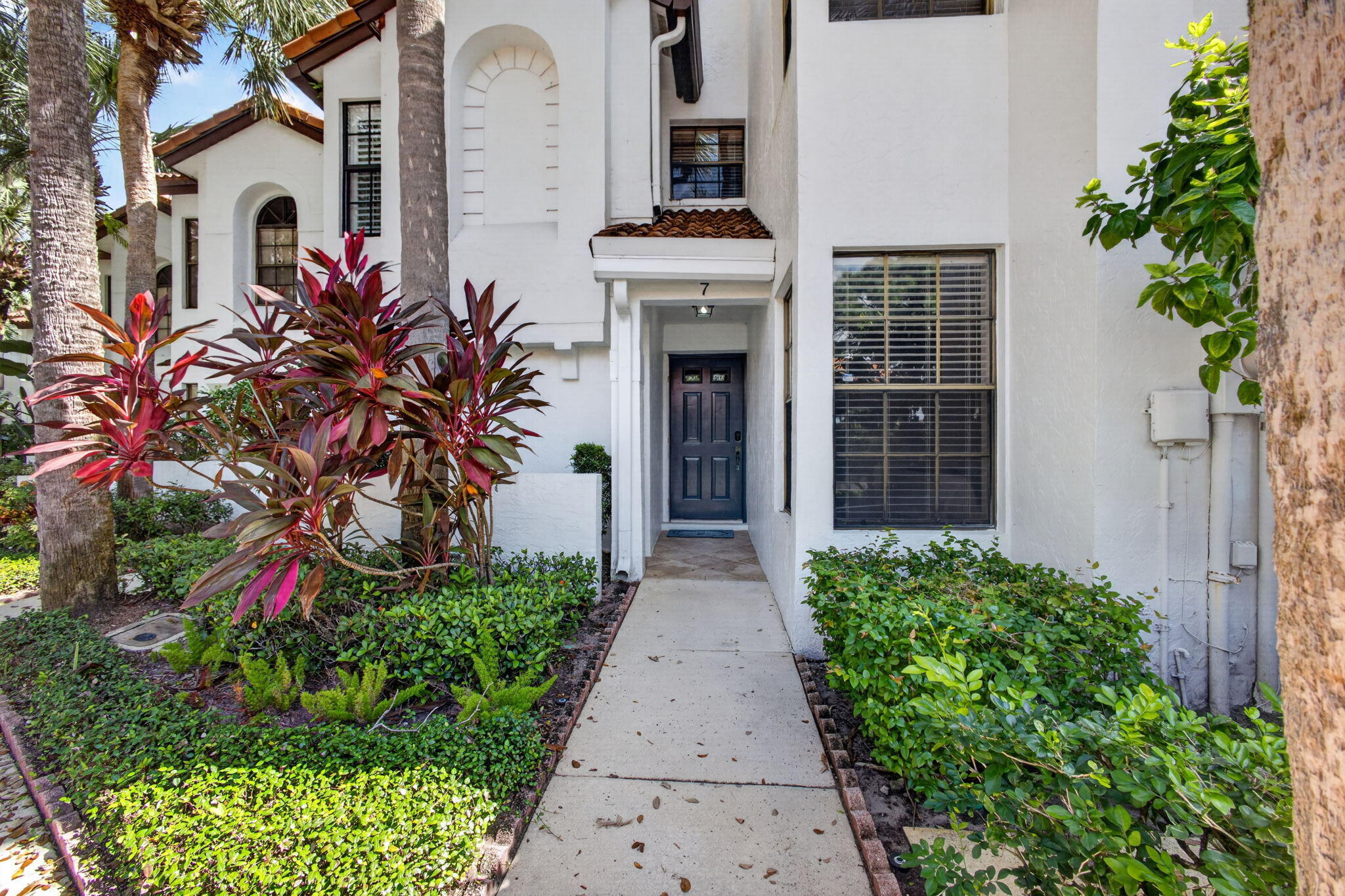 2439 Treasure Isle Drive Unit 7