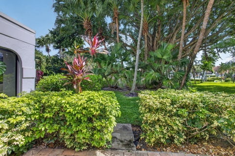 Tiny photo for 2439 Treasure Isle Drive #Unit 7, West Palm Beach, FL 33410 (MLS # B26091226)