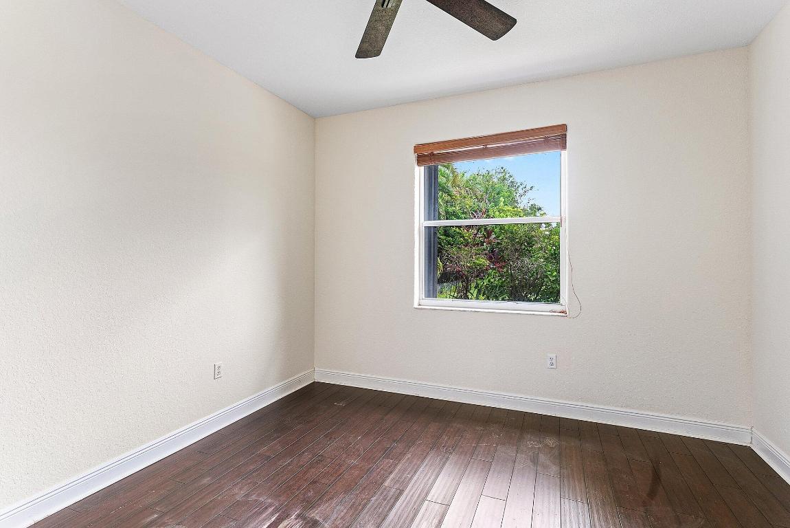 Saturnia - Residential