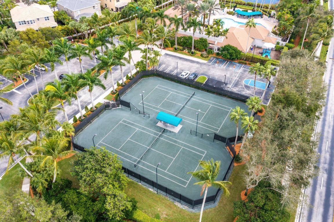 Saturnia - Residential