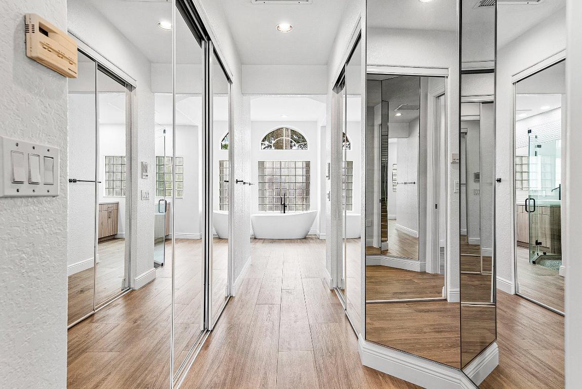 Saturnia - Residential