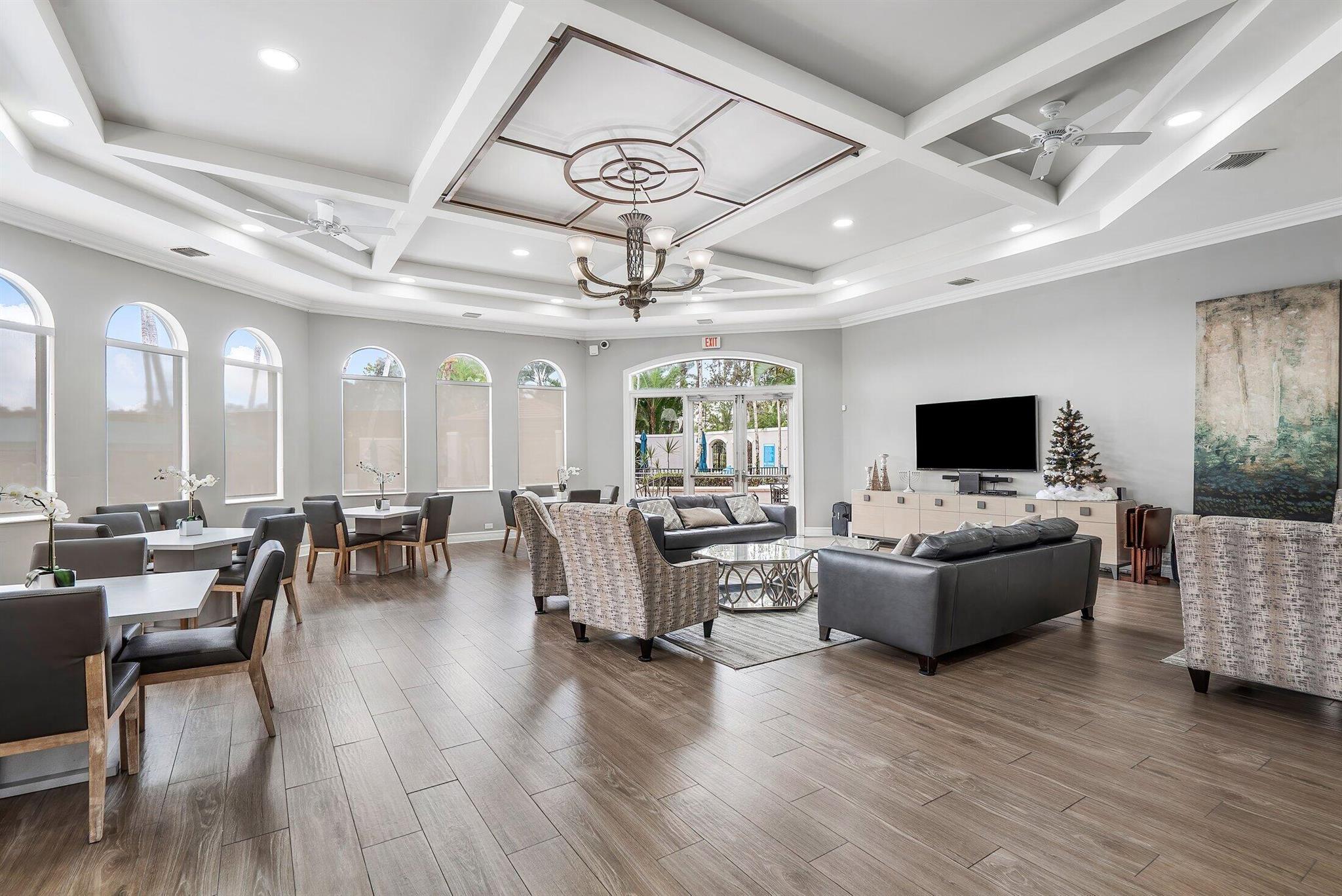 Saturnia - Residential