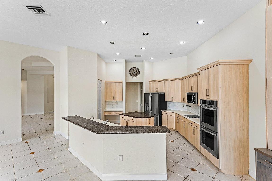 Saturnia - Residential