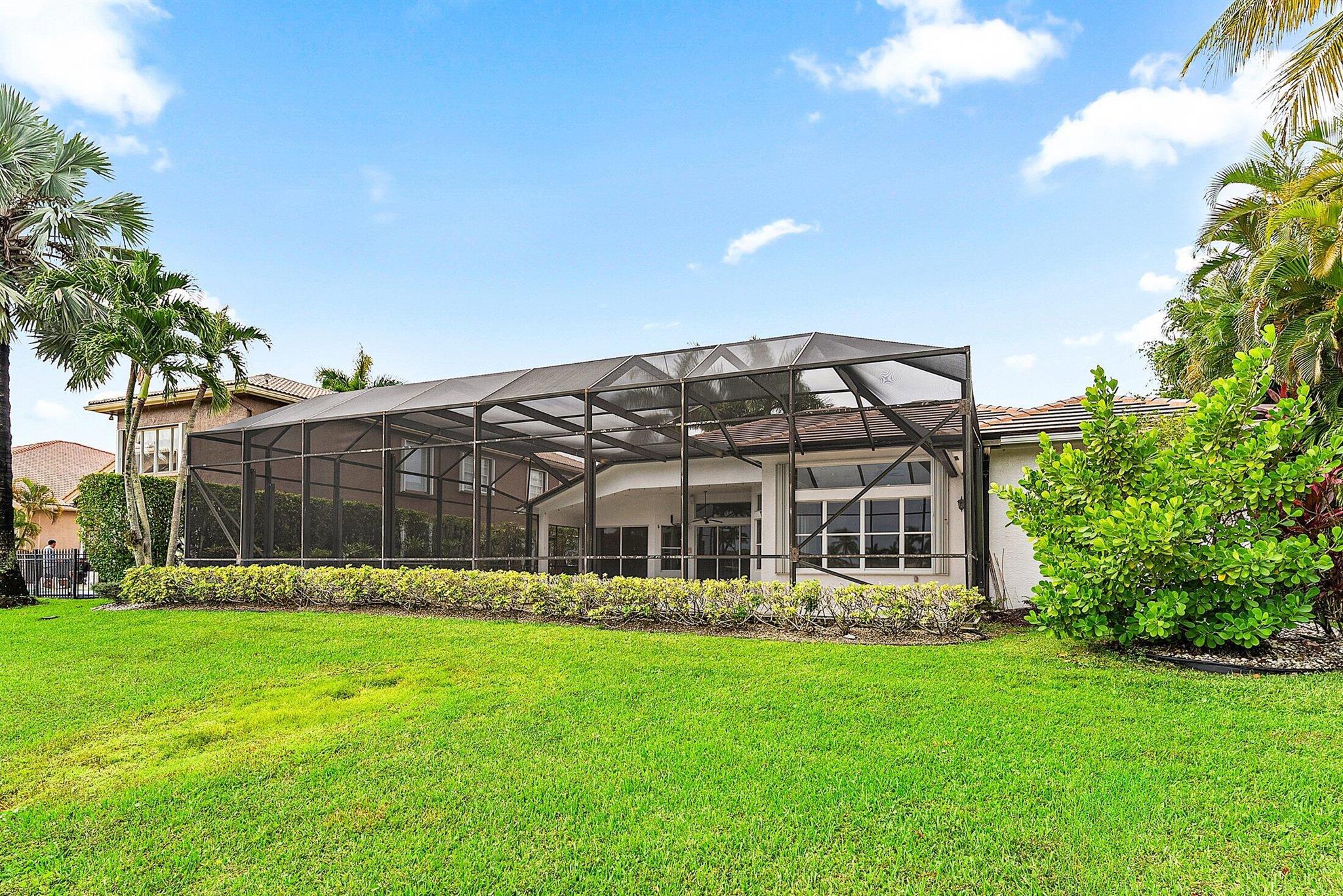 Saturnia - Residential