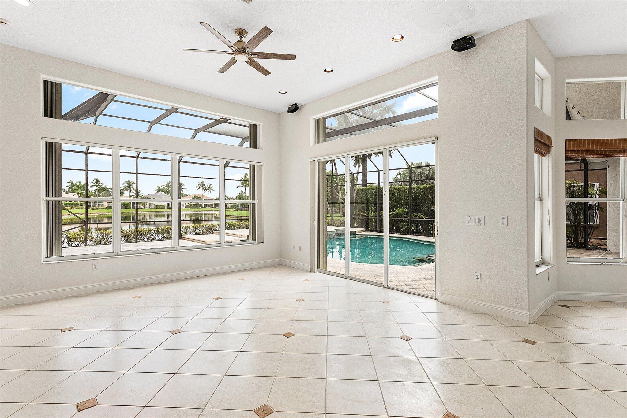 Saturnia - Residential