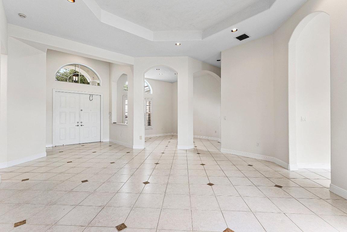 Saturnia - Residential