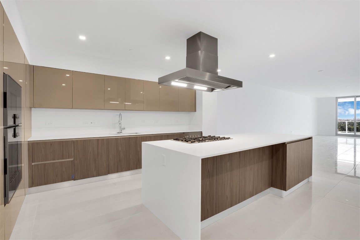 Central Beach - Residential Lease