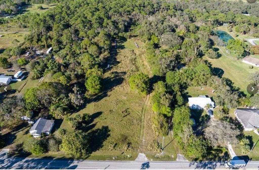 Photo of 4000 Edwards Road, Fort Pierce, FL 34981 (MLS # F10404106)