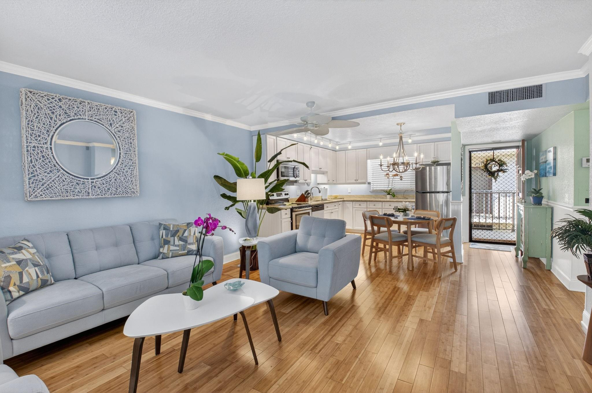 Las Verdes/OLEANDER CONDO - Residential