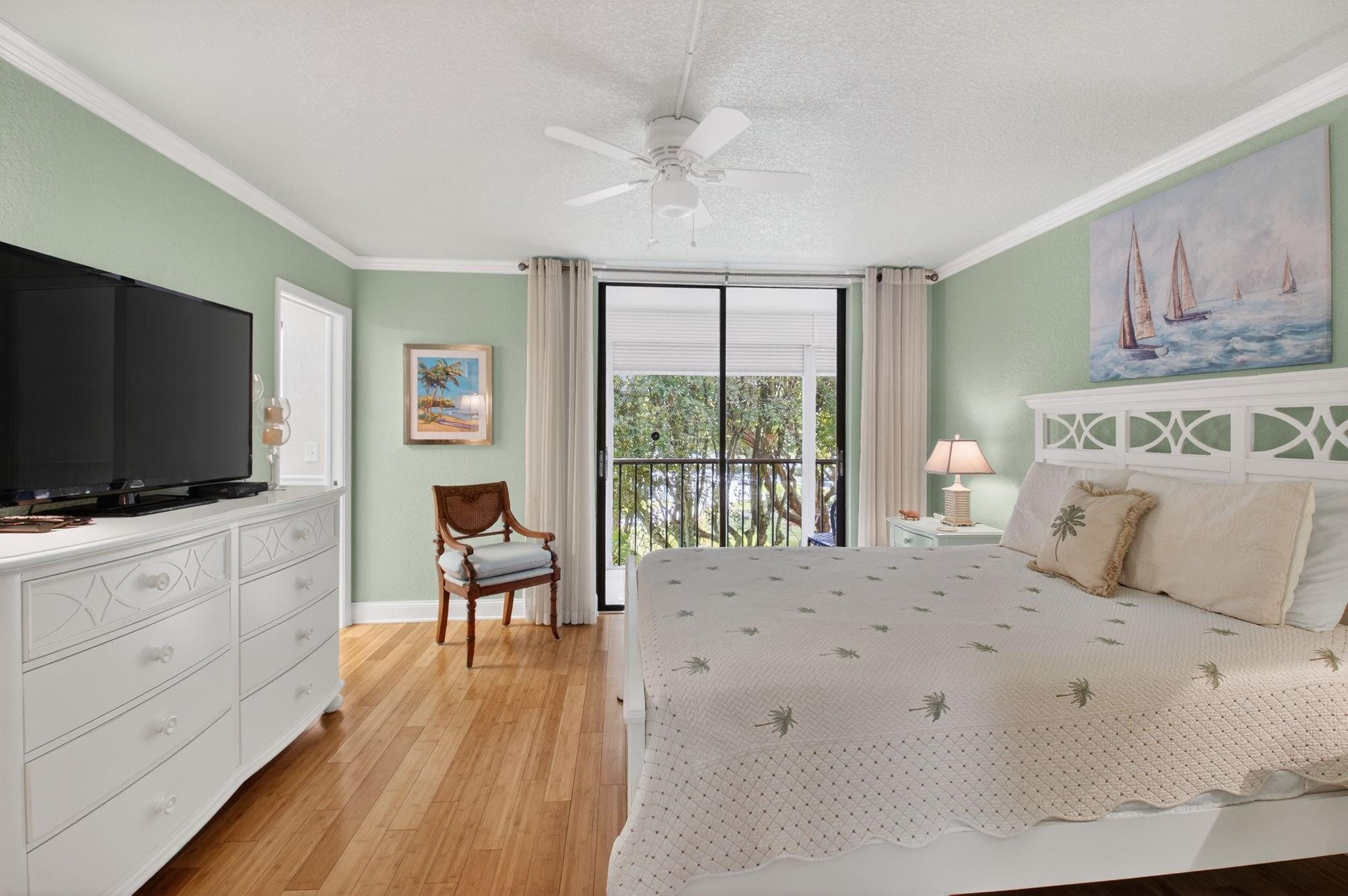 Las Verdes/OLEANDER CONDO - Residential