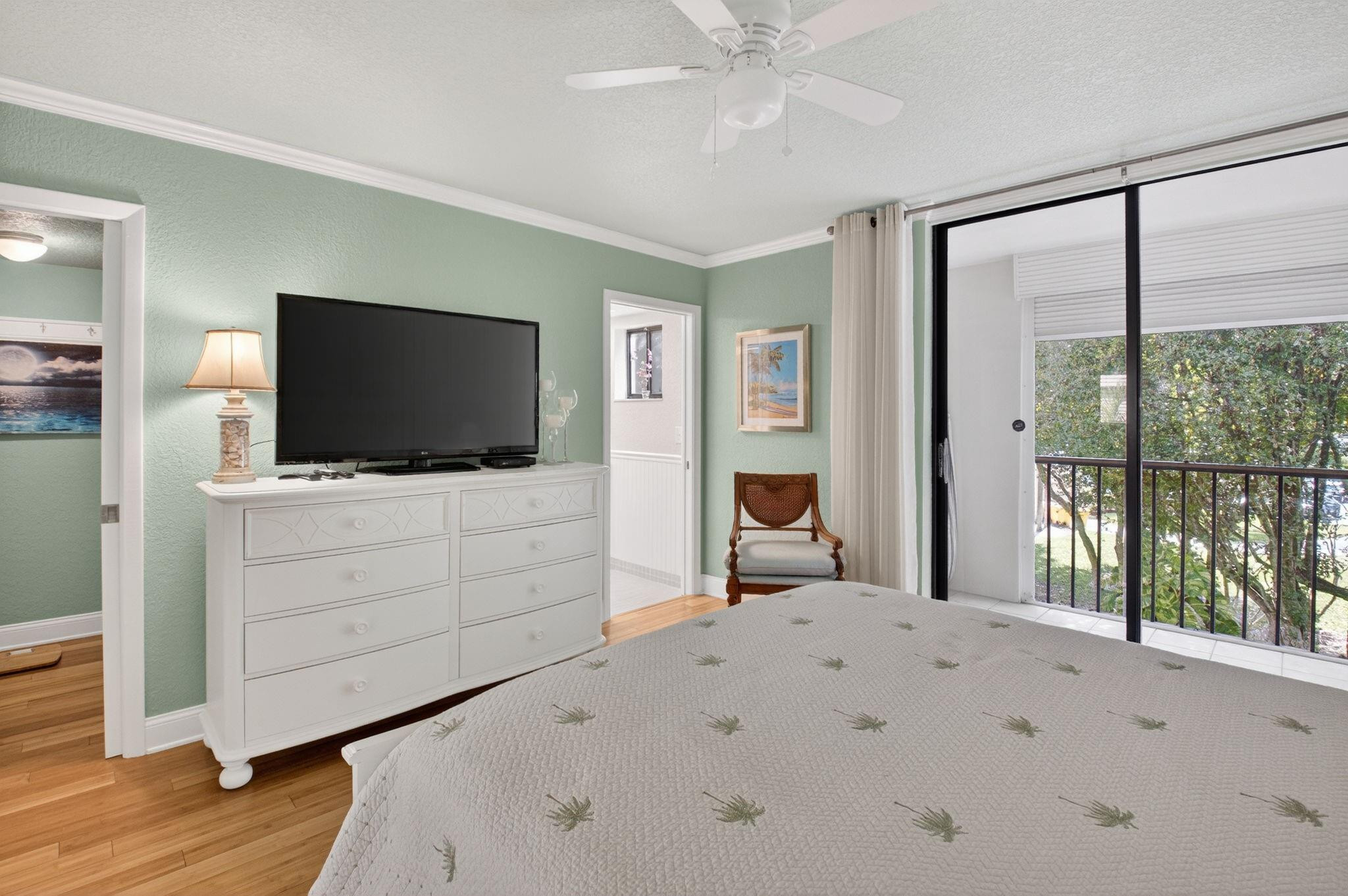 Las Verdes/OLEANDER CONDO - Residential