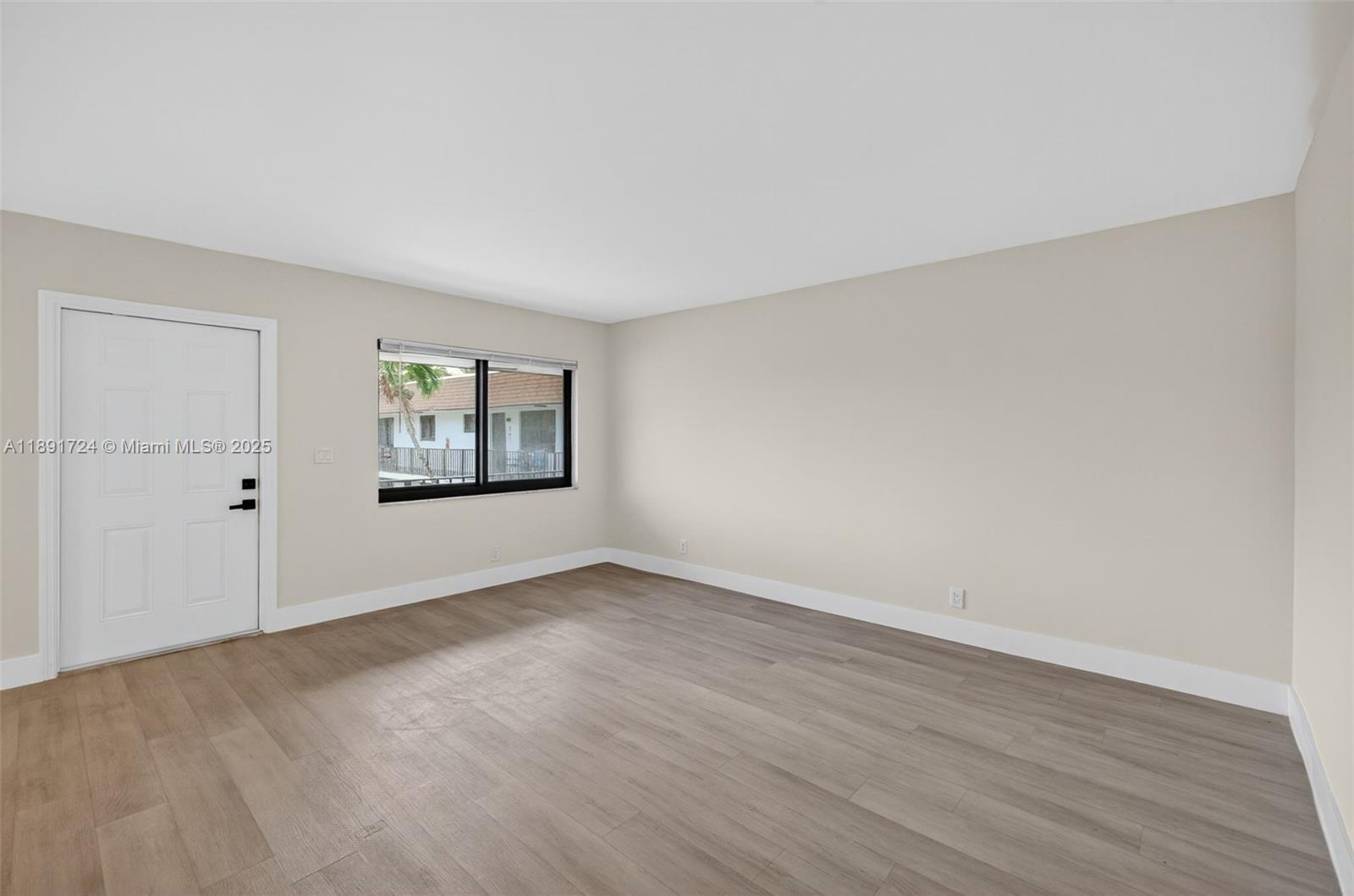 Sun Manors - Residential Lease