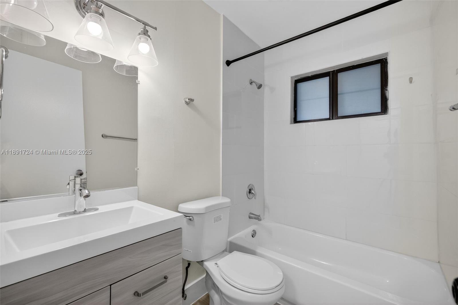 Sun Manors - Residential Lease