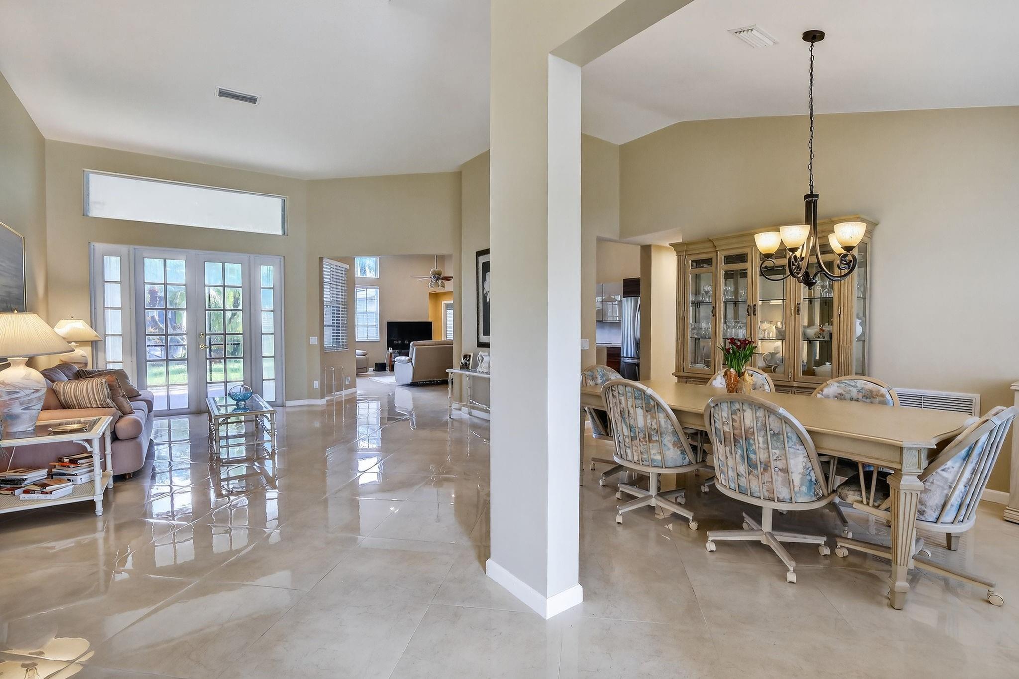 2574 Jardin Ct
