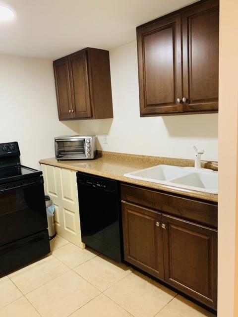 KINGS POINT FLANDERS CONDOS - Residential