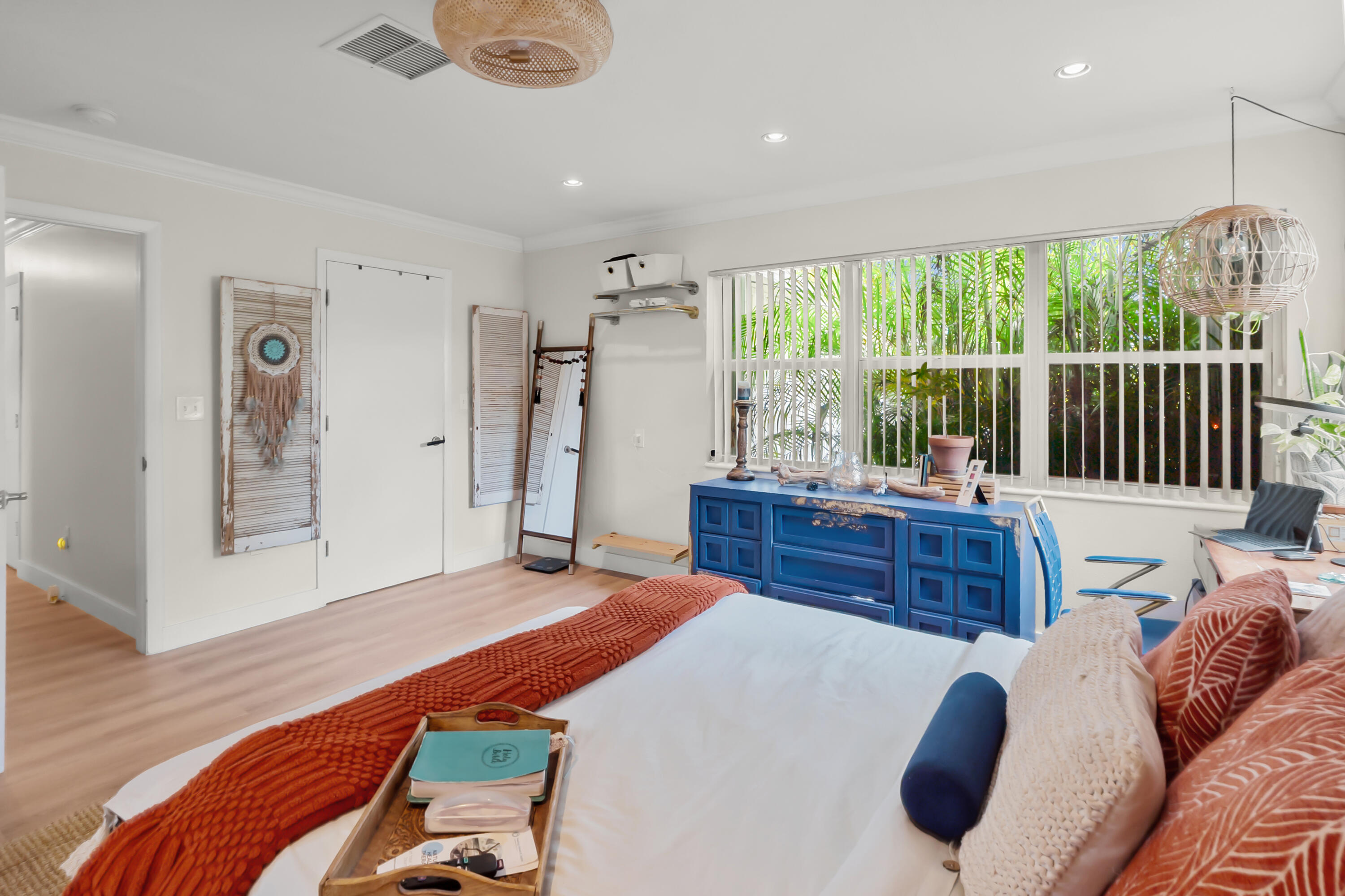 JUPITER ACRES - Residential