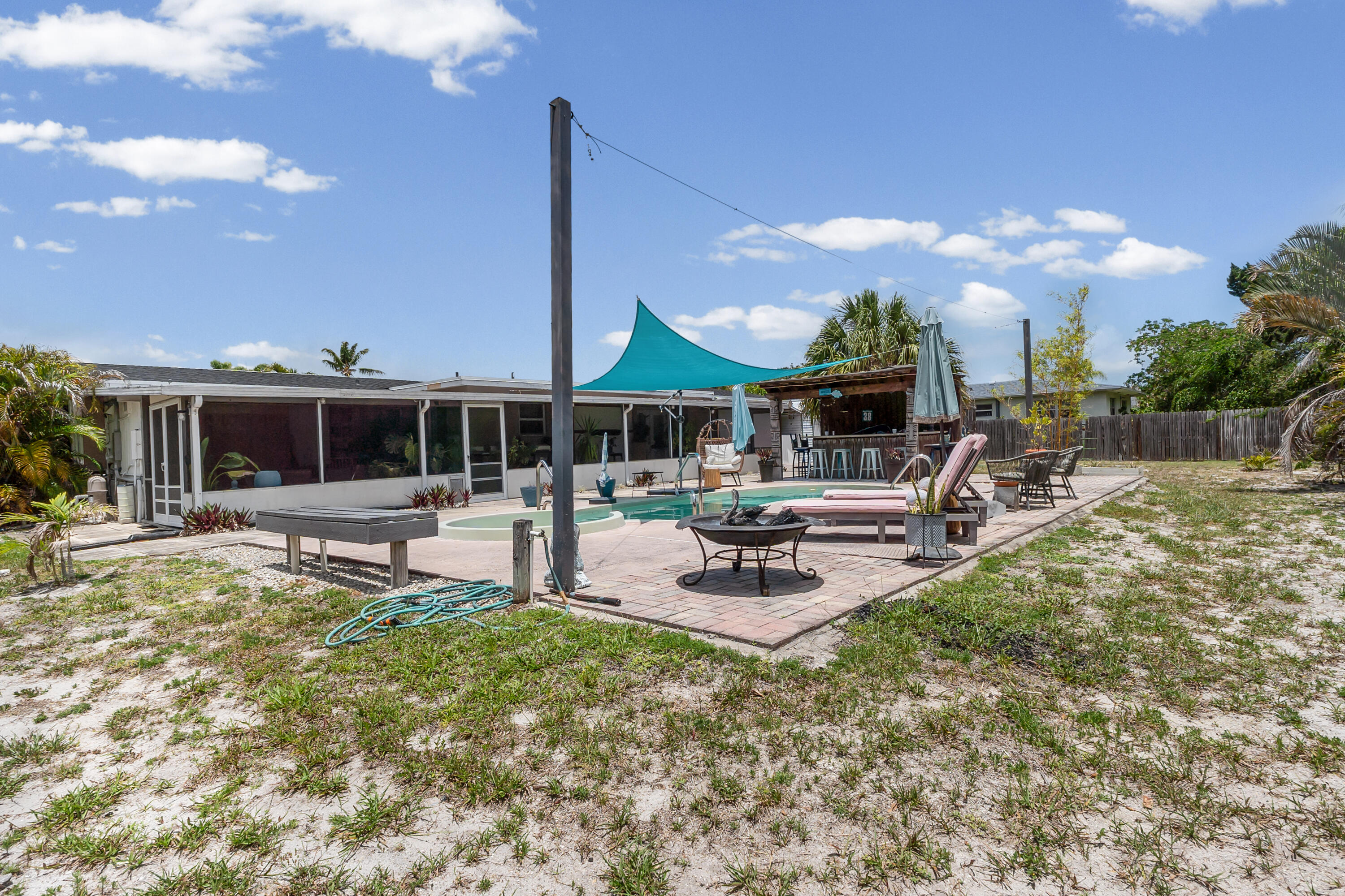 JUPITER ACRES - Residential