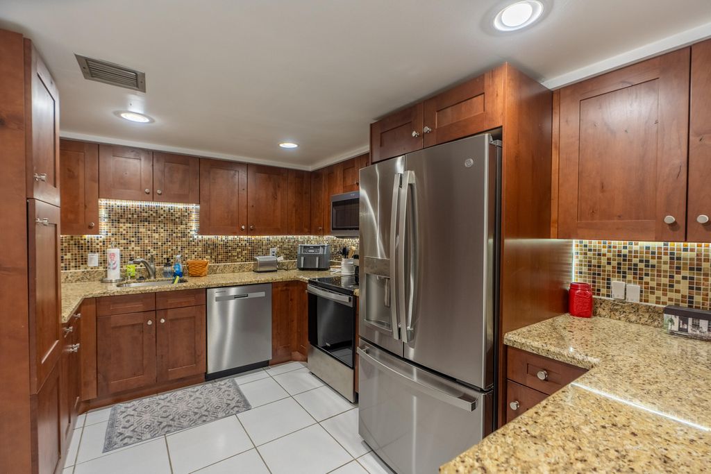Photo of 16401 Golf Club Road #113, Weston, FL 33326 (MLS # B26027065)