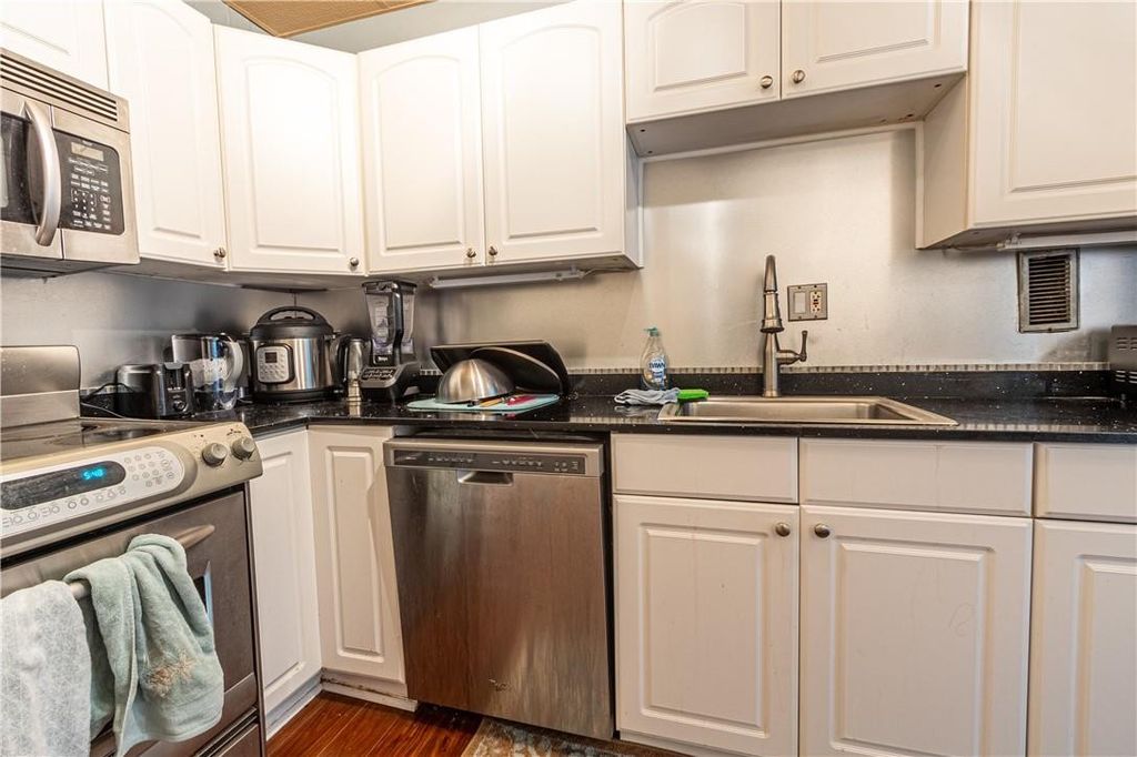 Photo of 4250 Galt Ocean Drive #8j, Fort Lauderdale, FL 33308 (MLS # B26013281)