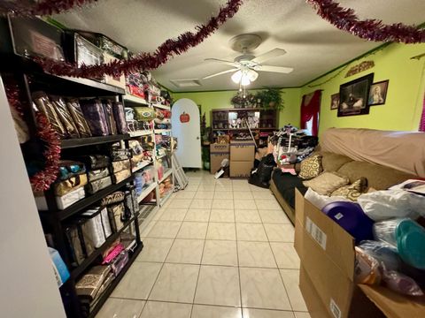 A home in Okeechobee