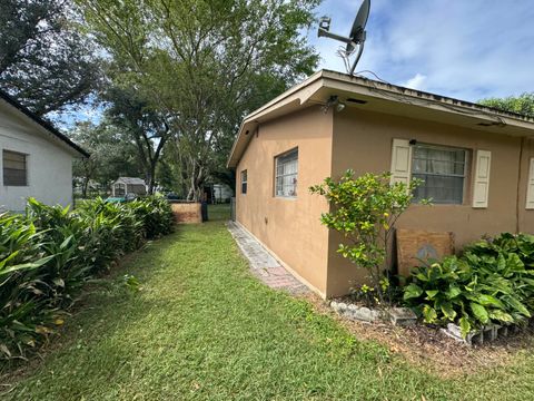 A home in Okeechobee