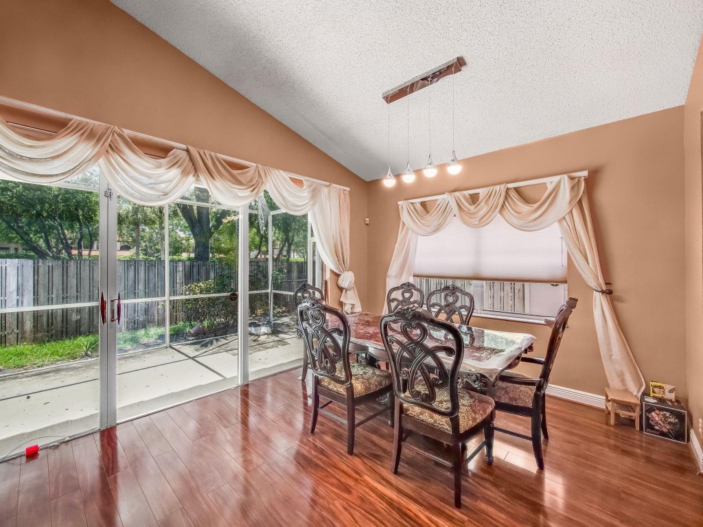 Bridgewater At Plantation - Residential