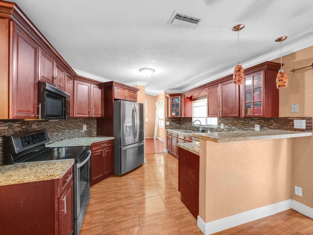 Bridgewater At Plantation - Residential