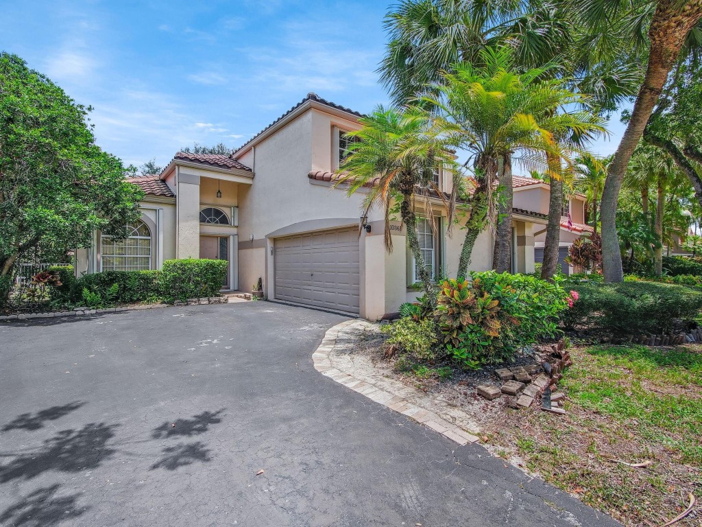 Bridgewater At Plantation - Residential