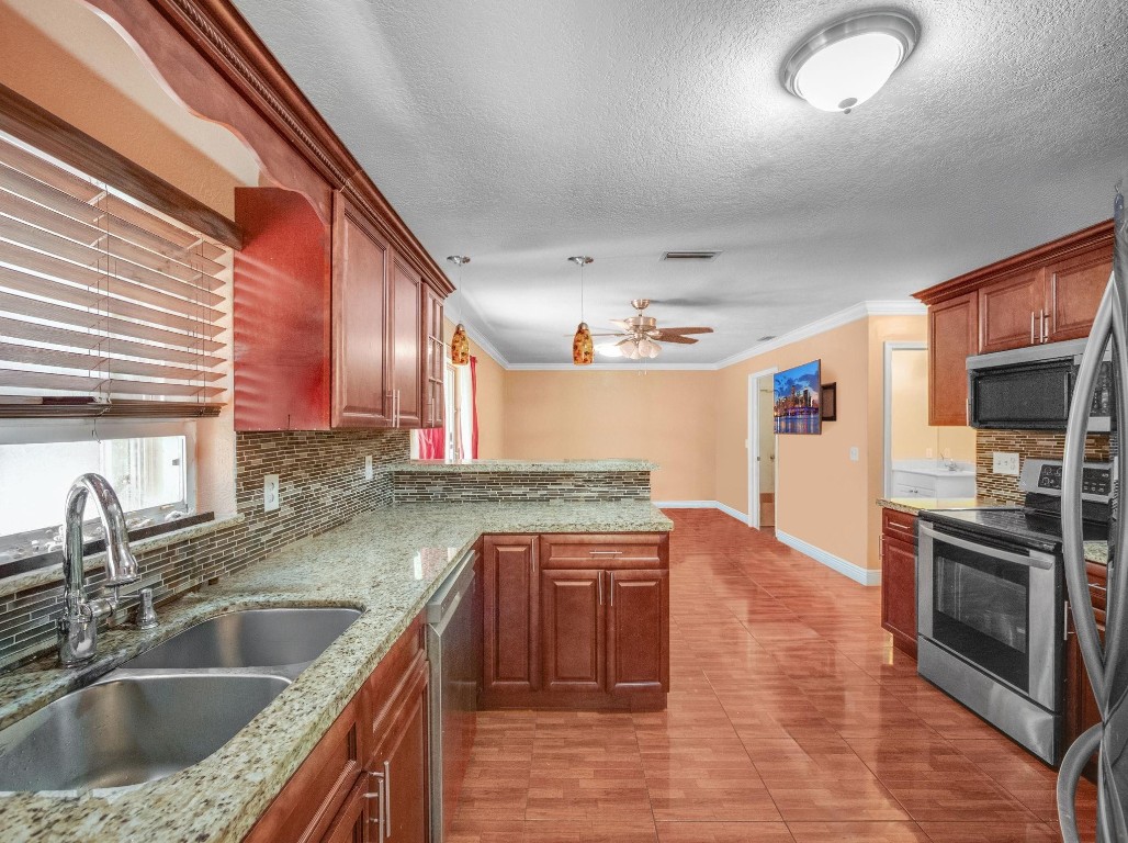 Bridgewater At Plantation - Residential