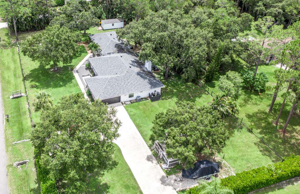 Photo of 12970 179th Ct N, Jupiter, FL 33478 (MLS # R11168112)