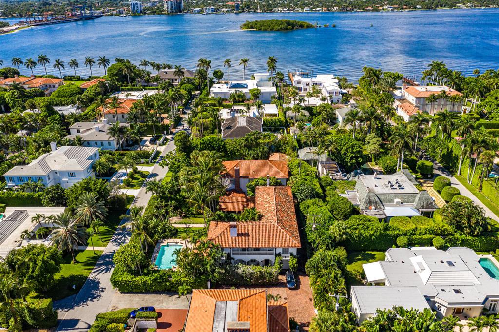 BOULEVARD ESTATES - Residential