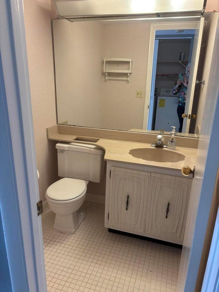 PALM BEACH VILLAS CONDO - Residential