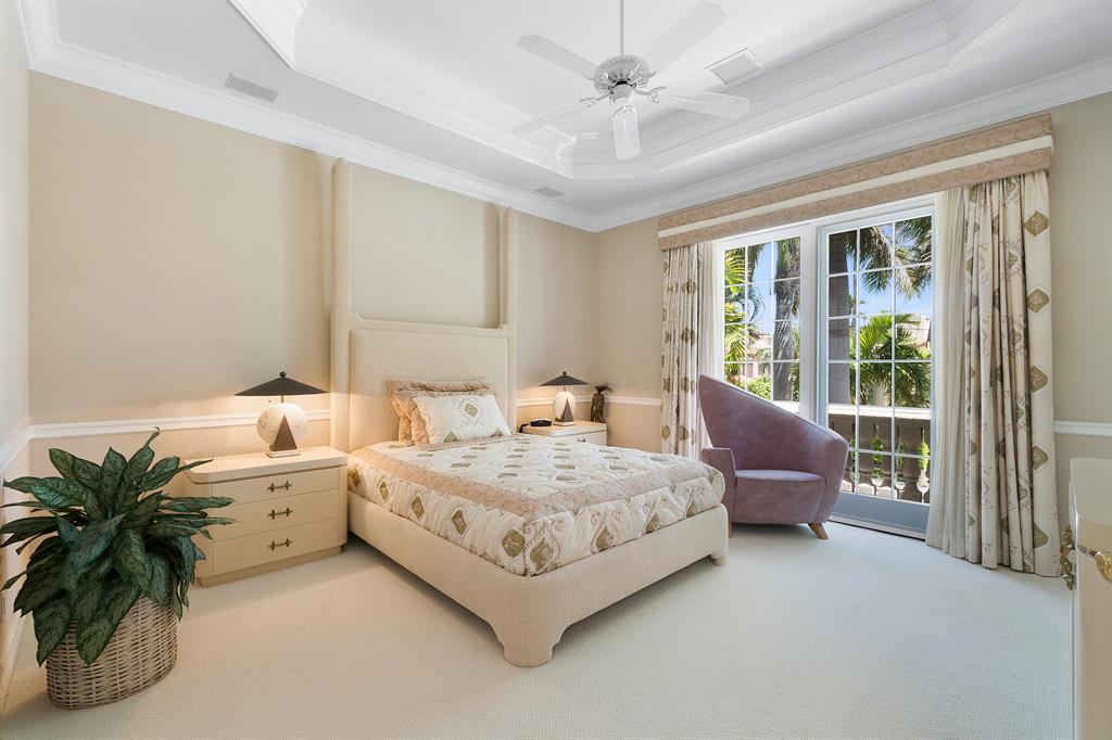 OCEAN PARK H W ROBBINS - Residential