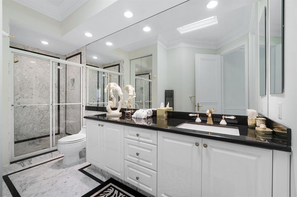 OCEAN PARK H W ROBBINS - Residential