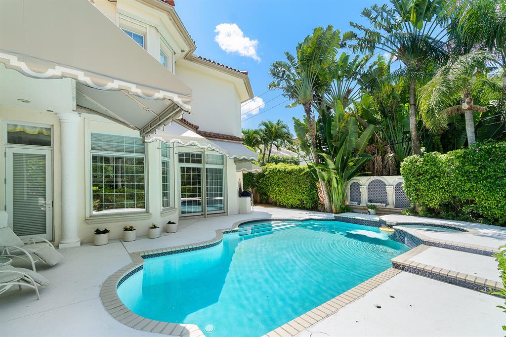 OCEAN PARK H W ROBBINS - Residential