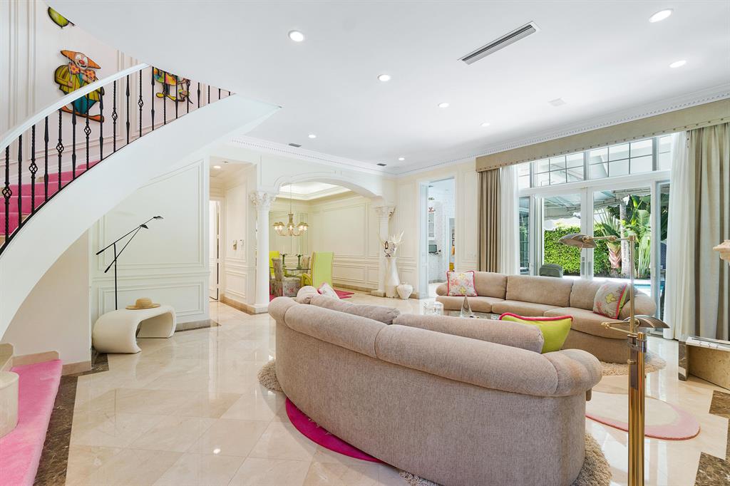 OCEAN PARK H W ROBBINS - Residential