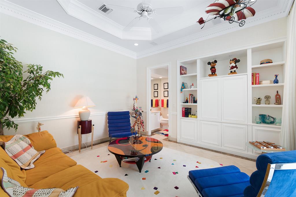 OCEAN PARK H W ROBBINS - Residential