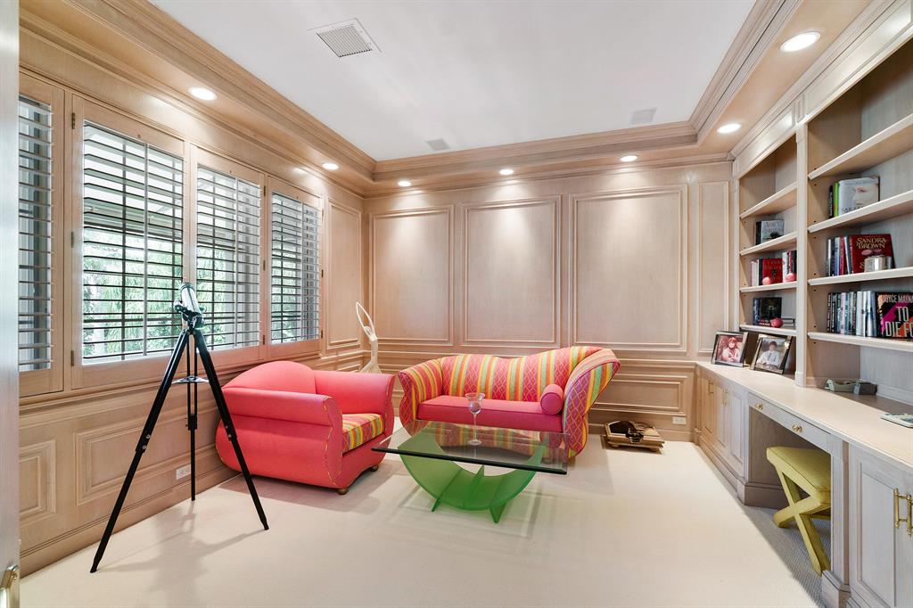 OCEAN PARK H W ROBBINS - Residential