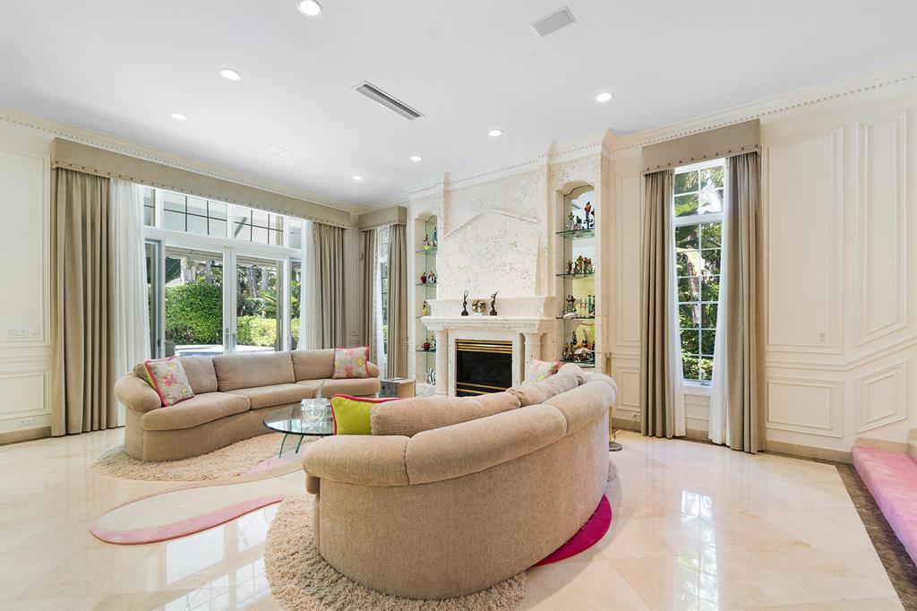 OCEAN PARK H W ROBBINS - Residential