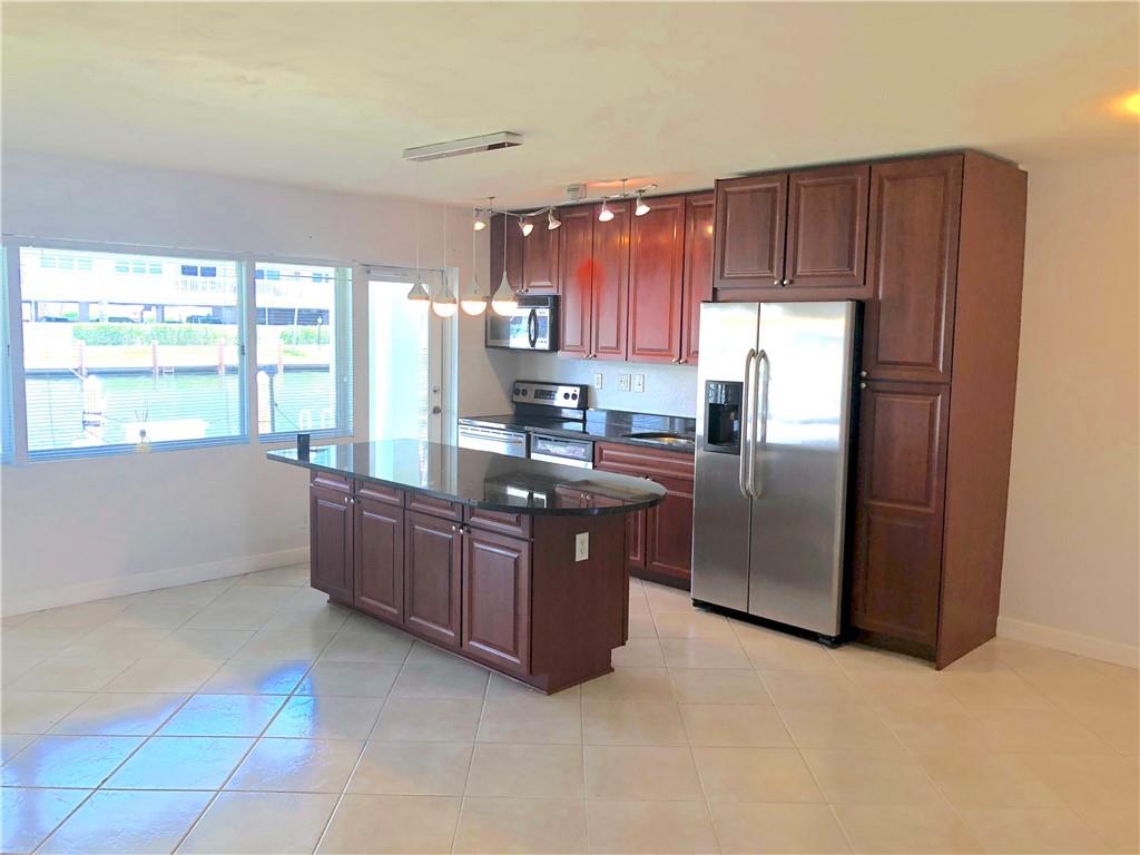 Waterside On The Intracoa - Residential Lease