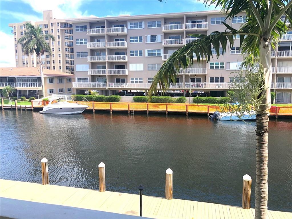 Waterside On The Intracoa - Residential Lease