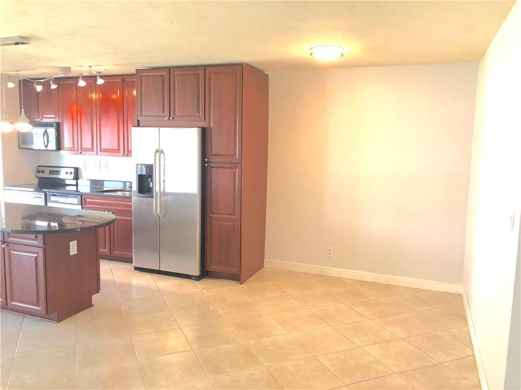 Waterside On The Intracoa - Residential Lease